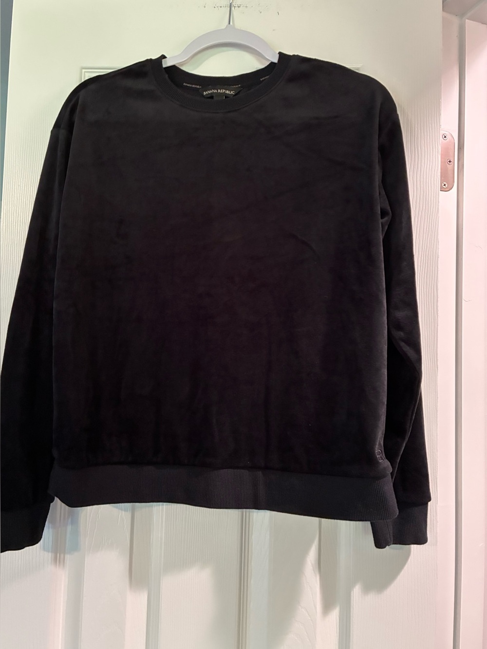 Banana Republic Black Crewneck Sweater